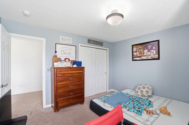 163 Terrier Court, Pataskala, OH 43062