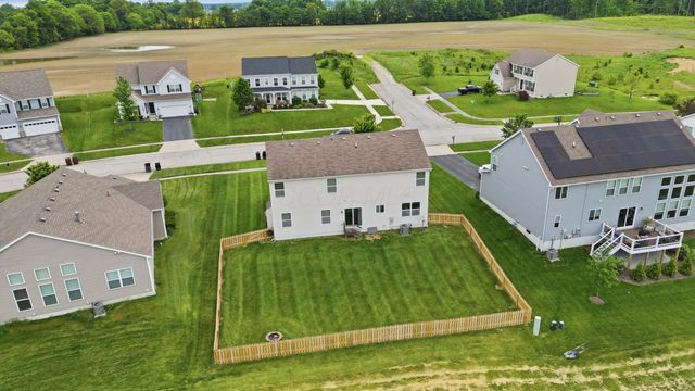 163 Terrier Court, Pataskala, OH 43062