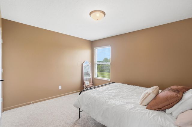 163 Terrier Court, Pataskala, OH 43062