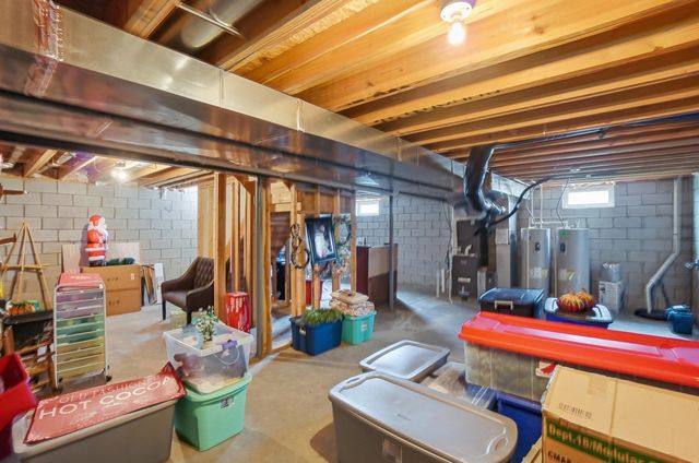 163 Terrier Court, Pataskala, OH 43062