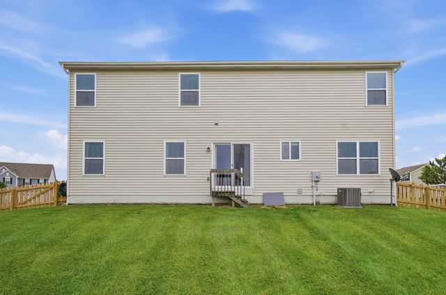 163 Terrier Court, Pataskala, OH 43062