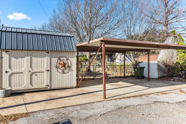 6526 Blue Water Court, Granbury, TX 76049