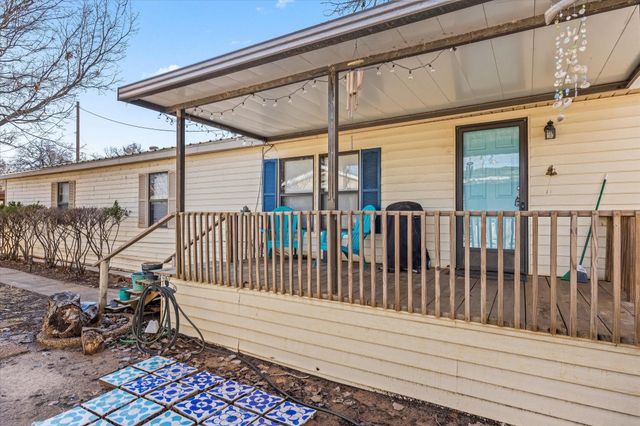 6526 Blue Water Court, Granbury, TX 76049