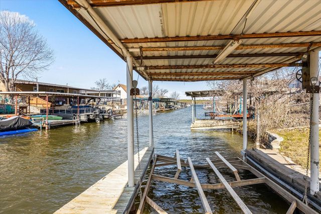 6526 Blue Water Court, Granbury, TX 76049