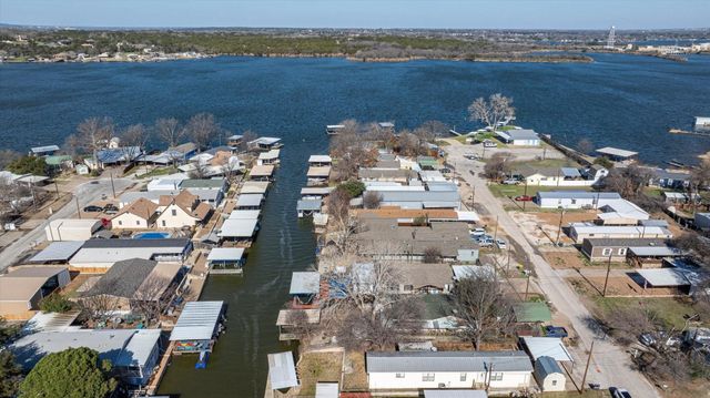 6526 Blue Water Court, Granbury, TX 76049