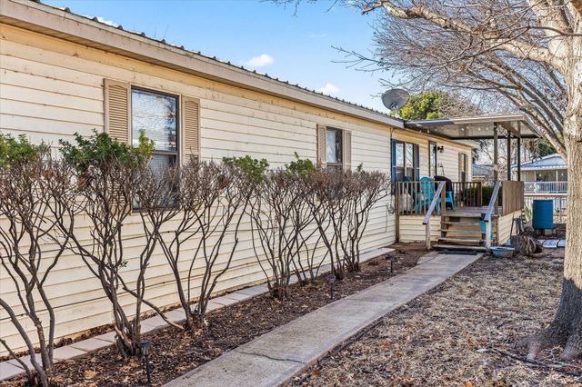 6526 Blue Water Court, Granbury, TX 76049