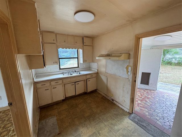 1446 GILMORE AVENUE, Lakeland, FL 33805