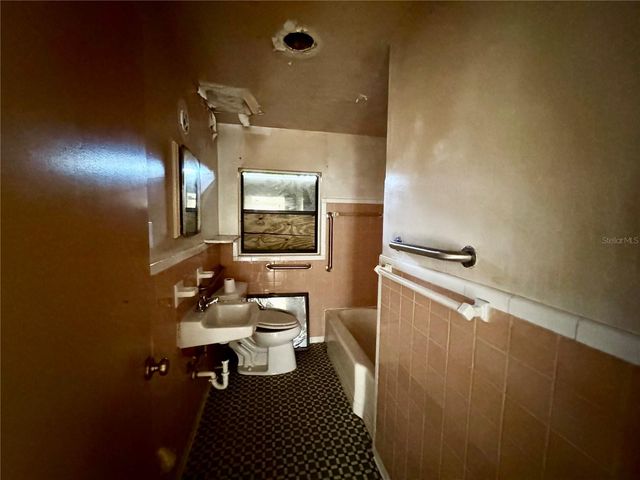 1446 GILMORE AVENUE, Lakeland, FL 33805