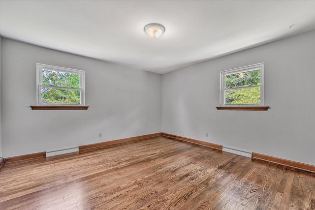 6066 Thornrose RD, Roanoke, VA 24012