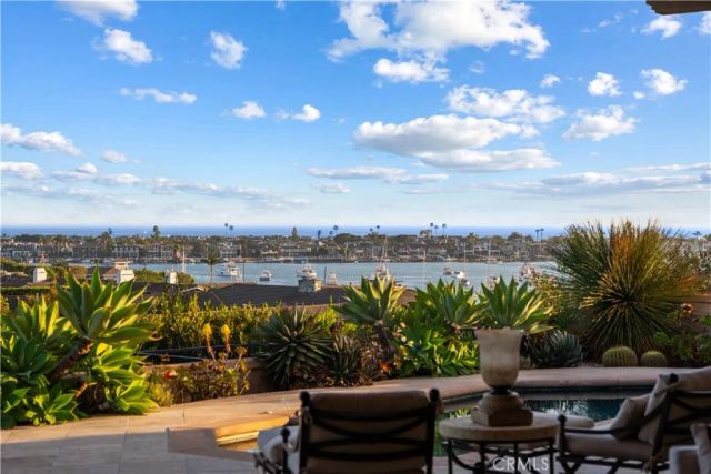 600 Ramona, Corona Del Mar, CA 92625