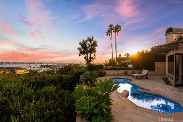 600 Ramona, Corona Del Mar, CA 92625