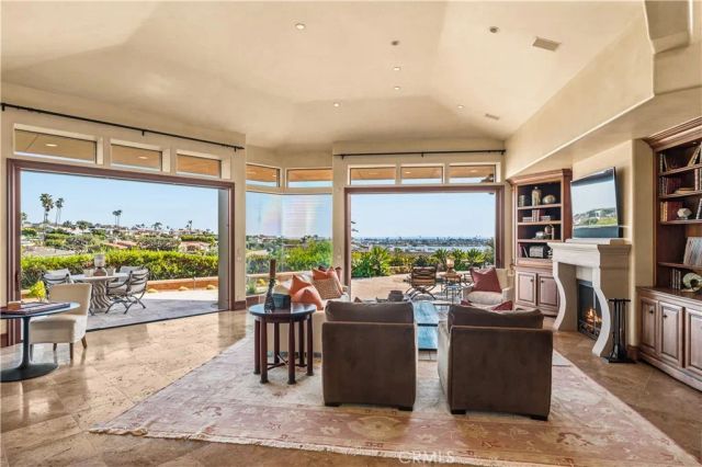 600 Ramona, Corona Del Mar, CA 92625