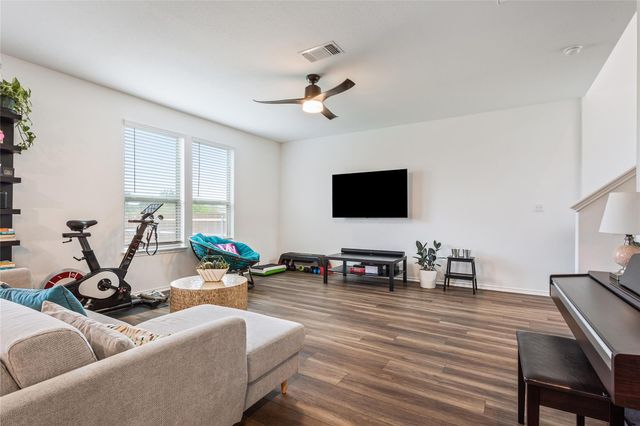 925 Duskywing WAY, Georgetown, TX 78626