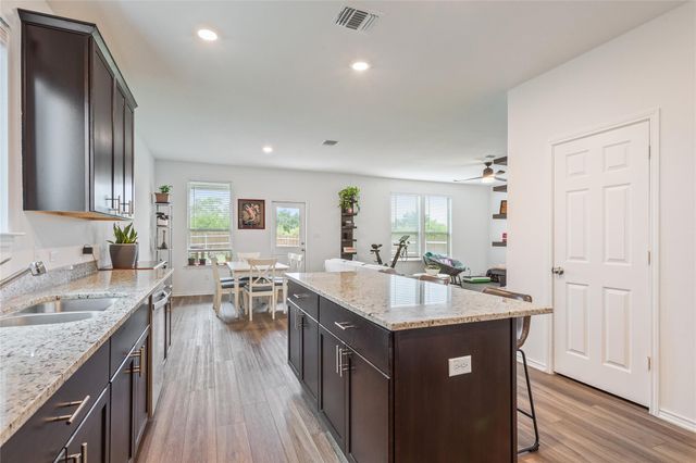 925 Duskywing WAY, Georgetown, TX 78626