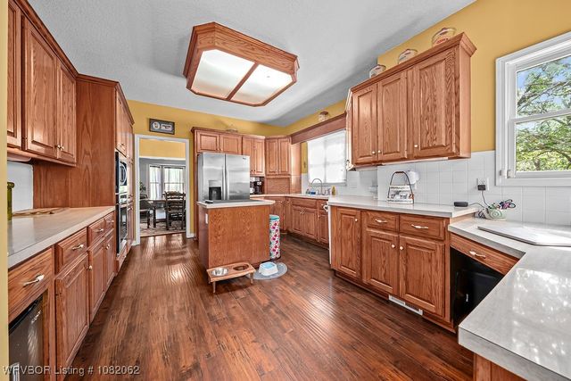 4080 Antler Drive, Greenwood, AR 72936