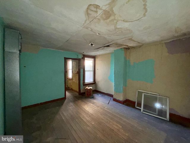 1110 S CONKLING ST, Baltimore, MD 21224