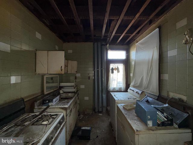 1110 S CONKLING ST, Baltimore, MD 21224