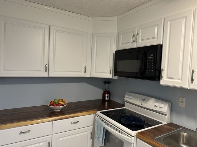 95 Nahant St 12, Lynn, MA 01902