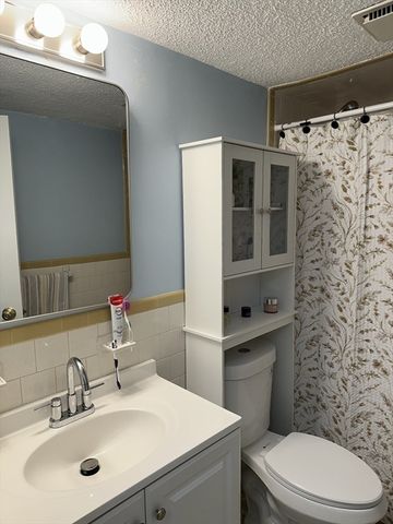 95 Nahant St 12, Lynn, MA 01902