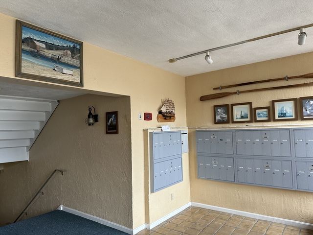 95 Nahant St 12, Lynn, MA 01902