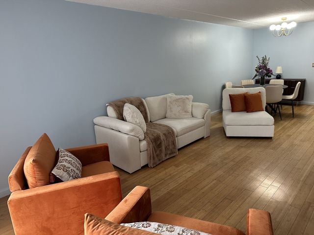 95 Nahant St 12, Lynn, MA 01902
