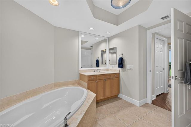 23540 Via Via Veneto BLVD 204, Estero, FL 34134