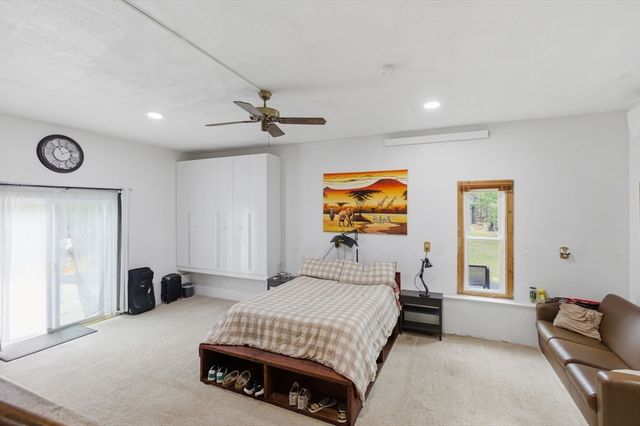 89 Walker St, Seekonk, MA 02771