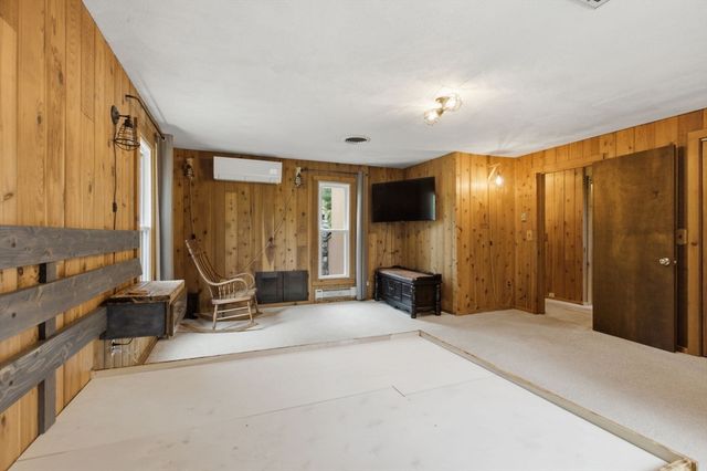 89 Walker St, Seekonk, MA 02771