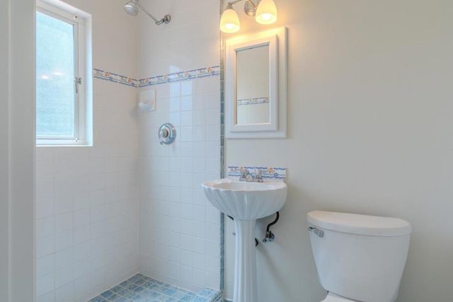 347 Arroyo Drive, South San Francisco, CA 94080
