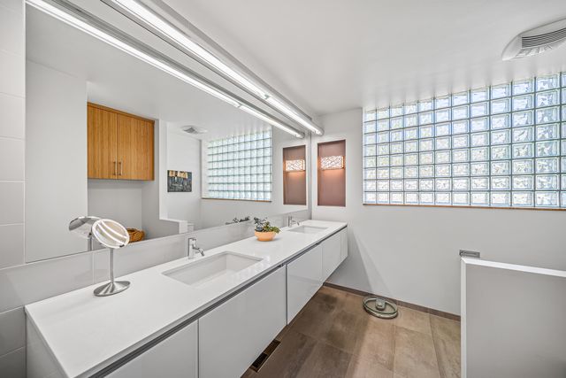 1225 Gardner Way, Medford, OR 97504