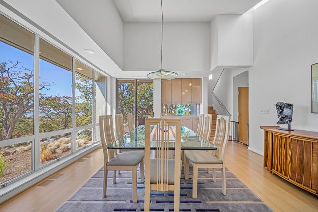 1225 Gardner Way, Medford, OR 97504