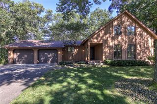 4317 Woodridge Drive, Eau Claire, WI 54701