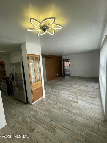 5801 E 2nd Street, Tucson, AZ 85711