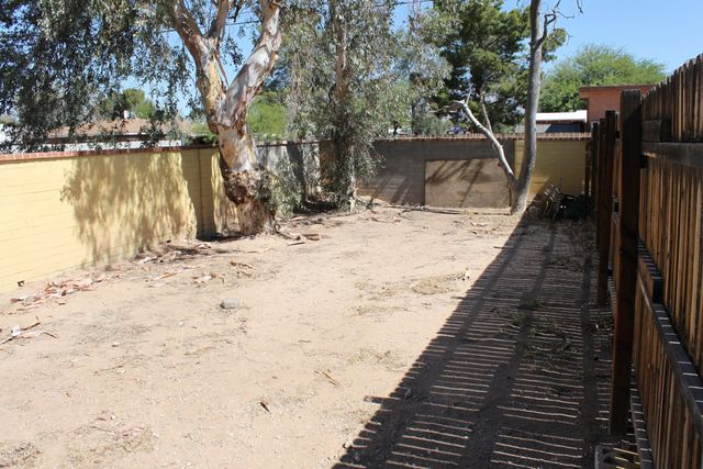 5801 E 2nd Street, Tucson, AZ 85711