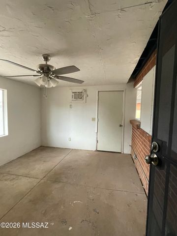 5801 E 2nd Street, Tucson, AZ 85711