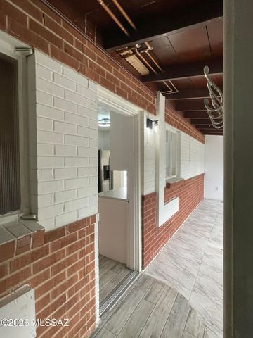 5801 E 2nd Street, Tucson, AZ 85711