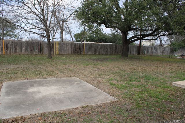 503 DOWNSHIRE DR, San Antonio, TX 78216