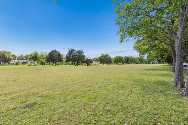 2345 Park Vista Drive, Dallas, TX 75228