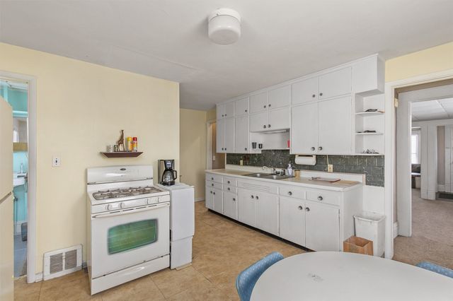 317 7th Street, West Des Moines, IA 50265