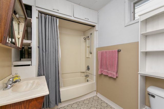 317 7th Street, West Des Moines, IA 50265