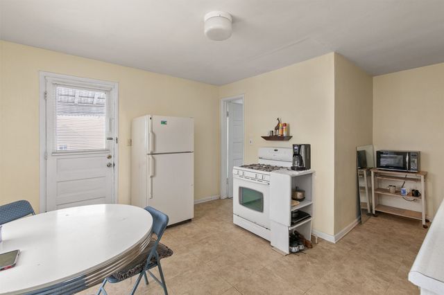 317 7th Street, West Des Moines, IA 50265