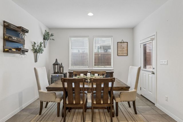 425 Windom WAY, Georgetown, TX 78626