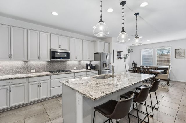 425 Windom WAY, Georgetown, TX 78626