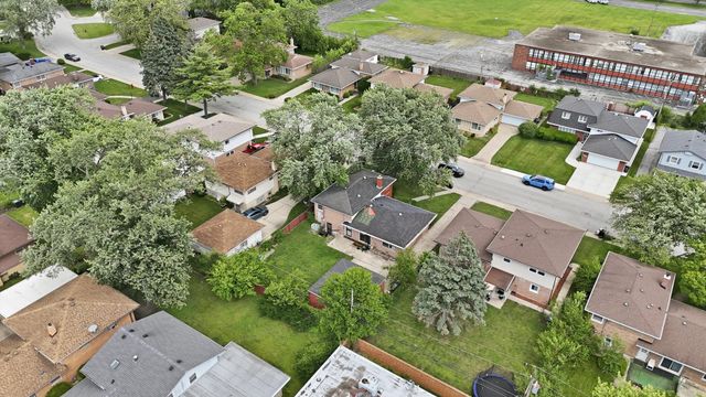 15342 DOBSON Avenue, South Holland, IL 60473