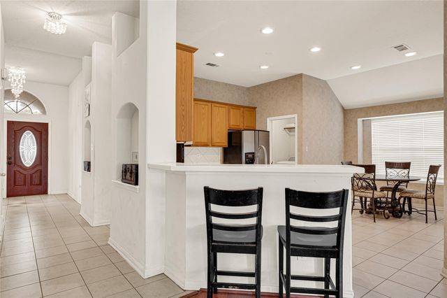 10202 Squirehill Court, Houston, TX 77070