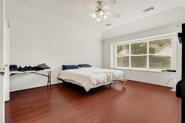 10202 Squirehill Court, Houston, TX 77070