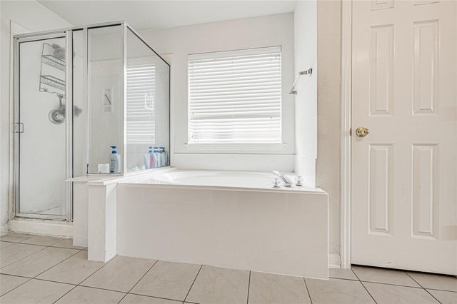 10202 Squirehill Court, Houston, TX 77070