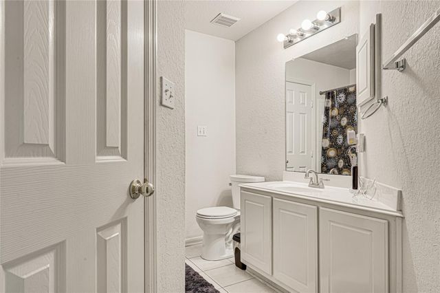 10202 Squirehill Court, Houston, TX 77070