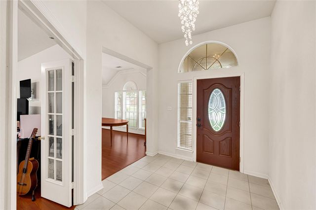 10202 Squirehill Court, Houston, TX 77070