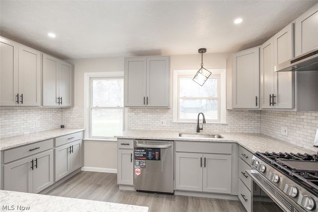 7520 W Wallings Road, North Royalton, OH 44133